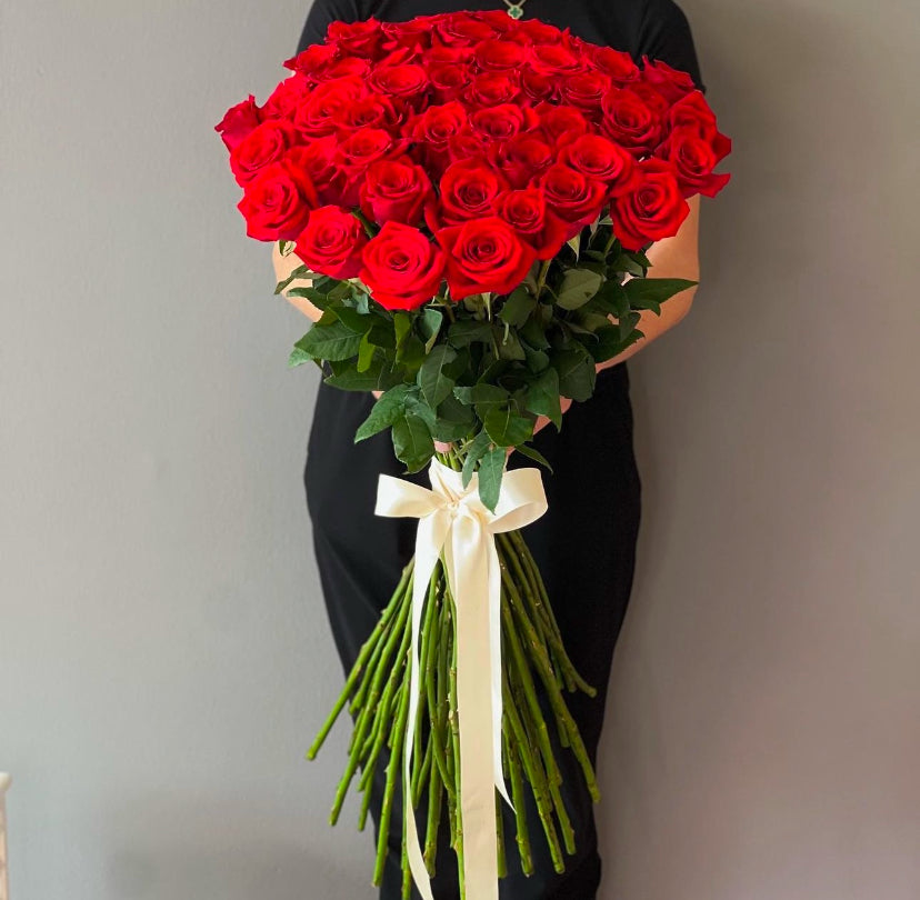 75 RED ROSES BOUQUET