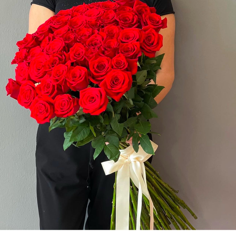 75 RED ROSES BOUQUET